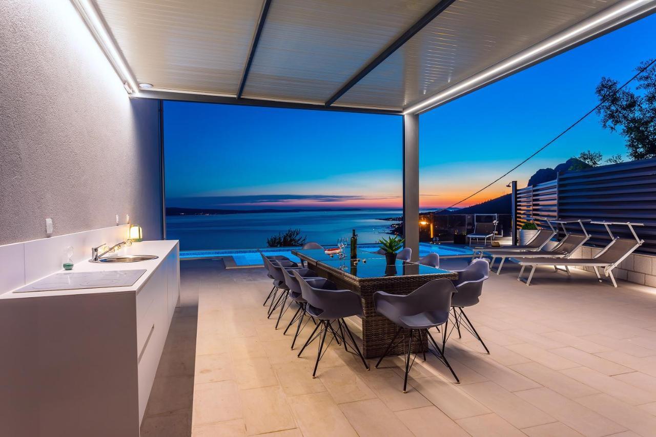 Villa Belvedere With Heated Pool, Billiards, Media Room, Sea Views,10 Pax Omis Exterior photo