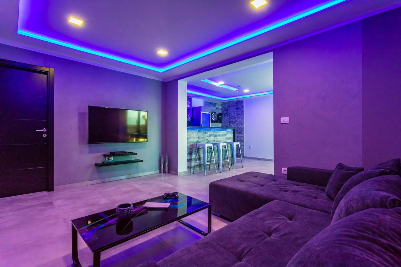 Villa Belvedere With Heated Pool, Billiards, Media Room, Sea Views,10 Pax Omis Exterior photo