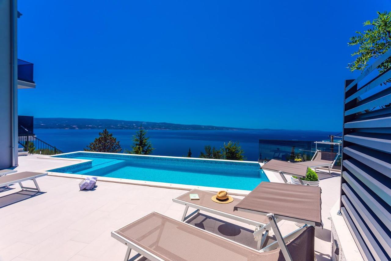 Villa Belvedere With Heated Pool, Billiards, Media Room, Sea Views,10 Pax Omis Exterior photo